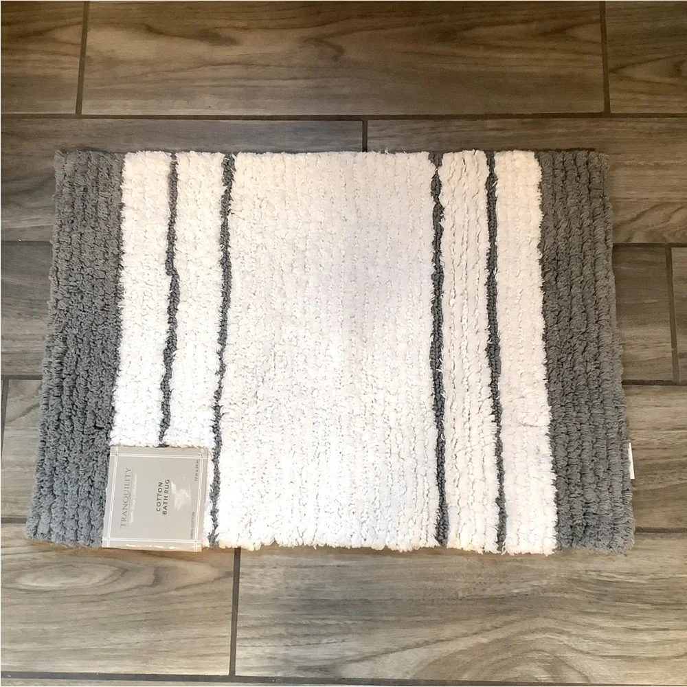 Tranquility 17” x 24” Cotton Bath Rug